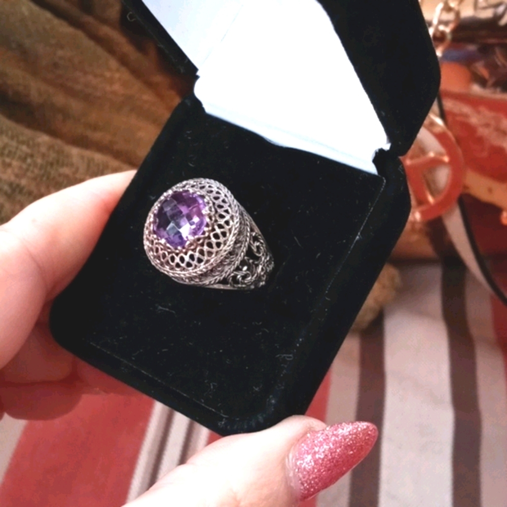 SALE- Gorgeous Gen. Amethyst & 925 SS, size 6